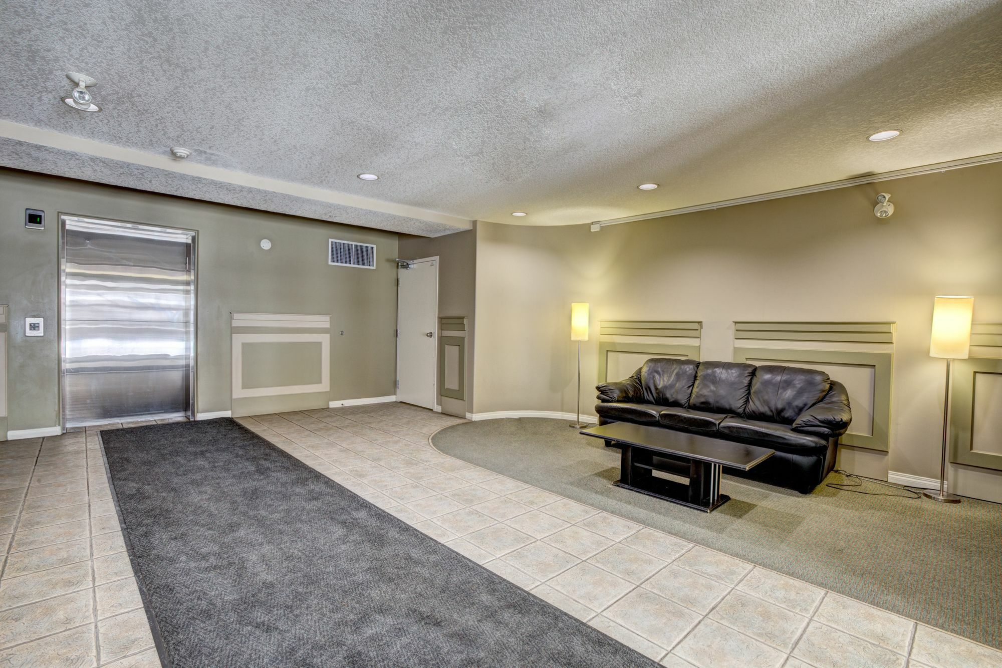 Suite Digs - Genesis YYC Esterno foto